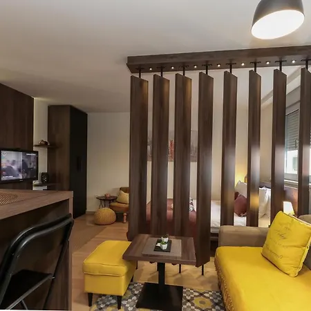 Story,nikole Cupica * Belgrado